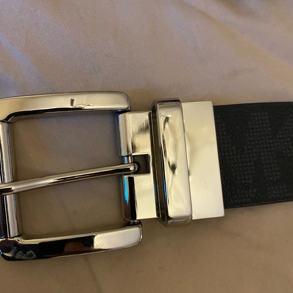 Michael Kors black monogram belt with silver buckle!